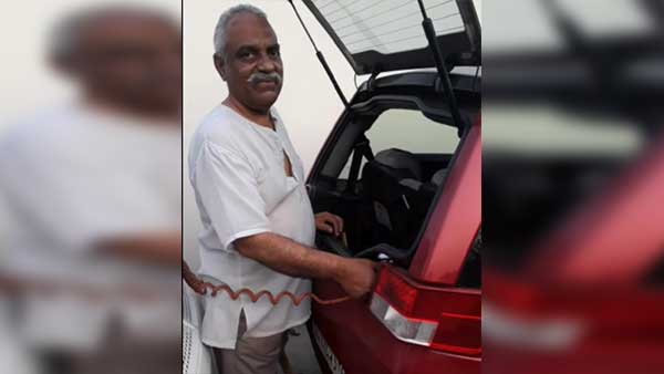 ரூ. 50 ஆயிரம் செலவில் இத்தனை கிலோமீட்டரா...? - வாயை பிளக்க வைக்கும் மஹிந்திரா இ2ஓ-வின் புதிய சாதனை...!