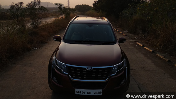 தவறான பாதையில் வந்த காரை மடக்கிய போலீஸாருக்கு காத்திருந்த அதிர்ச்சி தகவல்... முழு விபரம் உள்ளே...!