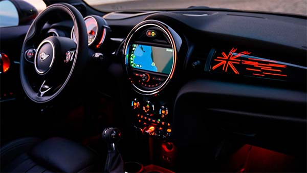 இந்த காருக்கு 5 லட்ச ரூபாய் அபராதம்... கேரள மாநில அதிகாரிகள் அதிரடி காட்டியது இதற்குதான்...