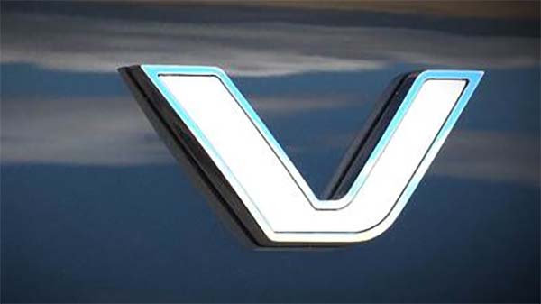 புத்தம் புதிய ஹூண்டாய் வெனியூ எஸ்யூவியின் உருவரை படங்கள் வெளியீடு!