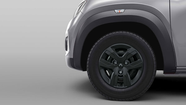 காம்பேக்ட் செடான் ரக காரை களமிறக்க ரெனோ கார் நிறுவனம் திட்டம்!!