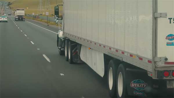 அமெரிக்காவில் லாரி டிரைவராக உள்ள இந்தியரின் வருமானம் இதுதான்! எவ்வளவு என தெரிந்தால் நம்ப மாட்டீர்கள்