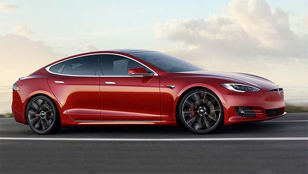 அடுத்து ஒரு டெஸ்லா அதிகாரியை வளைத்து போட்ட ஆப்பிள் நிறுவனம்!