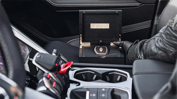 உலகின் மிக விலை உயர்ந்த கார் சாவி இதுதான்... எவ்வளவு என தெரிந்தால் அதிர்ச்சியடைவீர்கள்...