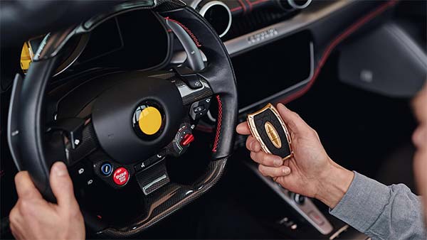 உலகின் மிக விலை உயர்ந்த கார் சாவி இதுதான்... எவ்வளவு என தெரிந்தால் அதிர்ச்சியடைவீர்கள்...