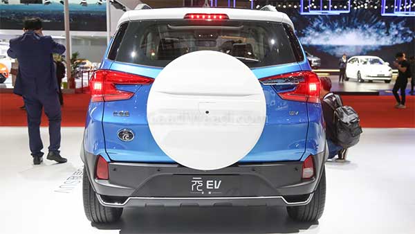 ஃபோர்டு ஈகோ-ஸ்போர்ட் மாடலின் காப்பி லுக்கில் வெளிவந்த சீன கார்!