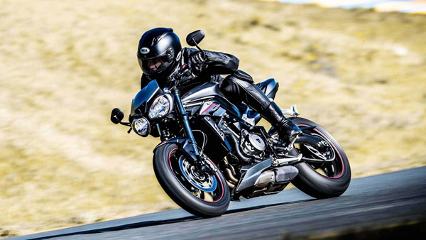 ட்ரையம்ஃப் உரிமையாளர்களுக்கான பந்தய கள பயிற்சி முகாம்