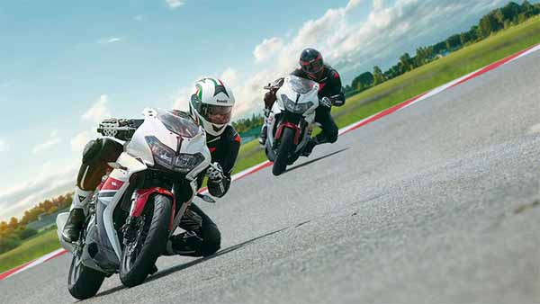 பெனெல்லி 300சிசி பைக்குகளின் விலை ரூ.60,000 குறைப்பு!