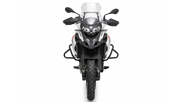 பெரும் எதிர்பார்க்கப்பட்ட பெனெல்லி ட்வின் பைக்குகள் டெலிவரி தொடக்கம்...!