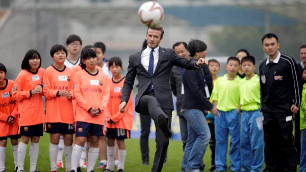 சொகுசு காரில் விதிமீறியதால் பிரபல விளையாட்டு வீரருக்கு நேர்ந்த கதி இதுதான்... பாரபட்சமின்றி அதிரடி