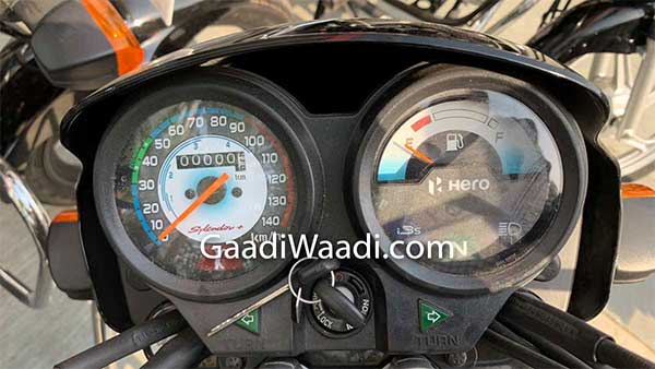 25 ஆண்டுகளை கடந்தும் வெற்றிநடை போடும் ஸ்பிளெண்டர்... ஸ்பெஷல் எடிசன் மாடலை களமிறக்கியது ஹீரோ...
