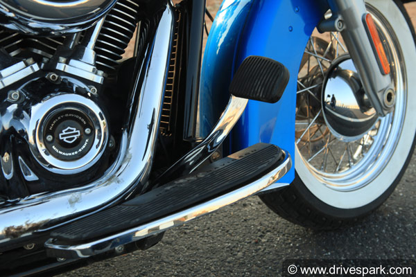 ஹார்லி டேவிட்சன் சாஃப்ட்டெயில் டீலக்ஸ்: ஃபர்ஸ்ட் டிரைவ் ரிப்போர்ட்!