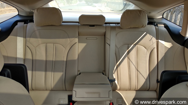 உங்கள் காரில் லெதர் சீட்களை வைக்காதீர்கள்: ஏன் என தெரிந்தால் அதிர்ந்து போவீர்கள்?