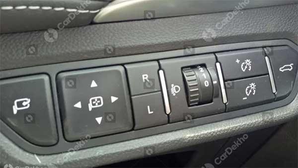 இந்தியர்கள் மத்தியில் தீரா மோகத்தை ஏற்படுத்திய எம்ஜி ஹெக்டார் காரின் உட்புற புகைப்படங்கள் கசிந்தன! இந்தியர்கள் மத்தியில் தீரா மோகத்தை ஏற்படுத்திய எம்ஜி ஹெக்டார் காரின் உட்புற புகைப்படங்கள் கசிந்தன!