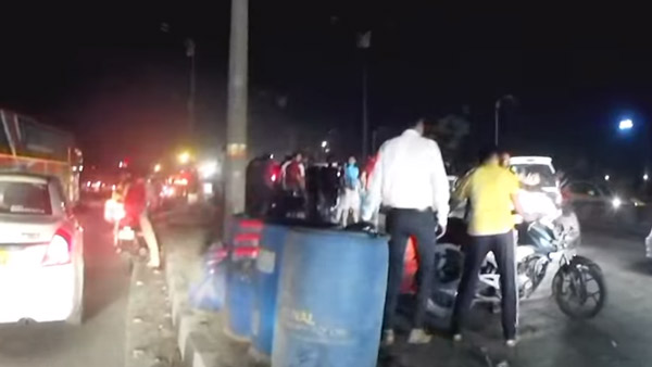 அட இம்புட்டு நல்லவரா நம்ப முகேஷ் அம்பானி: உயிருக்கு போராடிய இளைஞரை காப்பாற்றும் வீடியோ!