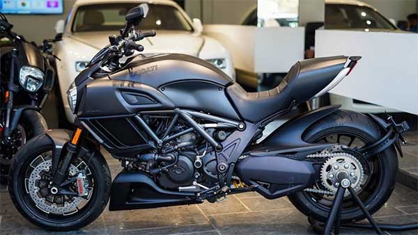 பிரம்மிக்க வைக்கும் விலை தள்ளுபடியை பெற்ற டுகாட்டி டயாவெல்: எவ்வளவு என தெரிந்தால் நிச்சயம் பைக்கை வாங்க துணிவீர்கள்...!