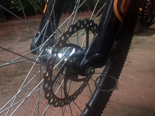 இந்தியாவின் முதல் அதிவேக இ-சைக்கிள் இதுதான்: பைக்கை மிஞ்சும் வேகம்....!