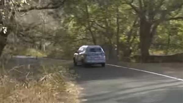 மிகவும் மலிவான விலையில் களமிறங்கும் புதிய ரெனால்ட் கார்... முதல் முறையாக வெளியானது டீசர் வீடியோ...