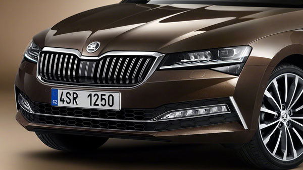 நவீன தொழில்நுட்ப அம்சங்களுடன் புதிய ஸ்கோடா சூப்பர்ப் கார் வெளியீடு!