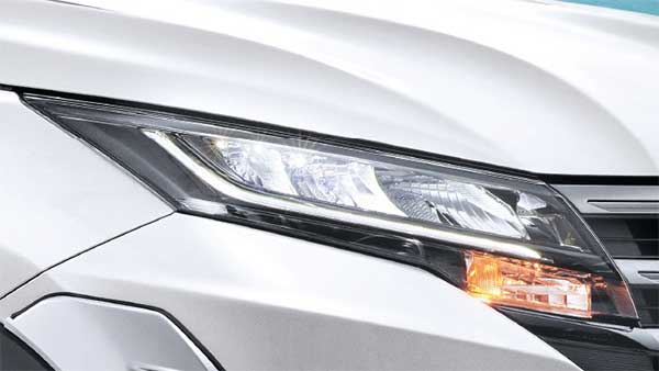 இந்திய மக்களின் மிக நீண்ட நாள் எதிர்பார்ப்பு... அதகளம் செய்ய களம் இறங்குகிறதா புதிய டொயோட்டா கார்? இந்திய மக்களின் மிக நீண்ட நாள் எதிர்பார்ப்பு... அதகளம் செய்ய களம் இறங்குகிறதா புதிய டொயோட்டா கார்?