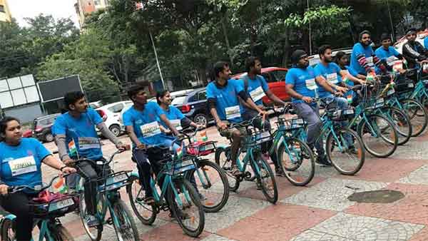 முதல் மூன்று ரைட்கள் இலவசம்: ஊபரின் அதிரடி அறிவிப்பால் களங்கி நிற்கும் போட்டி நிறுவனங்கள்...!