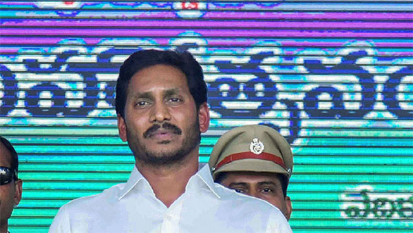 பிரதமர் மோடியை வழியை பின் தொடர்ந்த ஆந்திர முதலமைச்சர் ஜெகன் மோகன்....