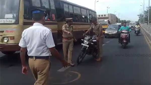 நடுரோட்டில் வைத்து சப்-இன்ஸ்பெக்டரை வெளுத்து வாங்கிய துணை ஆணையர்: வைரல் வீடியோ...!