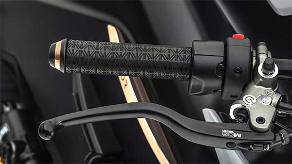 உலகின் அதிக விலை கொண்ட முதல் எலக்ட்ரிக் பைக் இதுதான்... இதயம் பலவீனமானவங்க இதோட விலையை தெரிஞ்சிக்காதீங்க...!