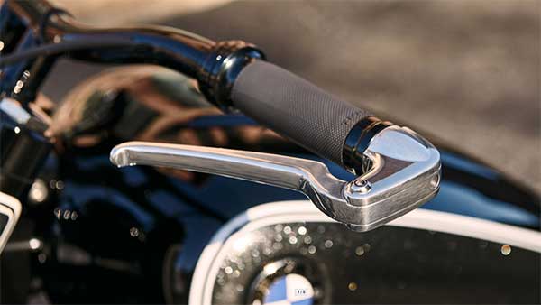 ஹார்லி டேவிட்சனின் க்ரூஸர் ரக பைக்கை விரட்டியடிக்க போகும் பிஎம்டபிள்யூ பைக் இதுதான்... பைக்கின் ஸ்பெஷல் புகைப்படம்...!