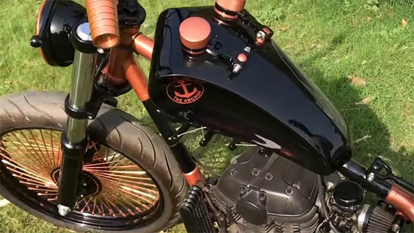 சத்தியமா நம்புங்க இது ராயல் என்பீல்டு ஹிமலாயன் பைக்தான்... இதை இப்படி மாற்ற எவ்வளவு செலவாச்சு தெரியுமா...?