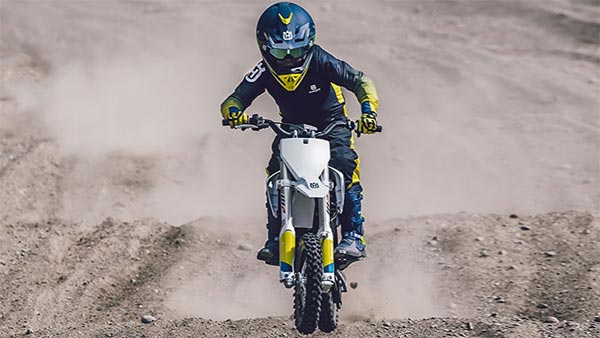 செல்ல குட்டீஸ்களுக்கான சிறிய ரக மின்சார பைக்கை களமிறக்கும் ஹஸ்க்வர்னா... அறிமுகம்குறித்த தகவல்!