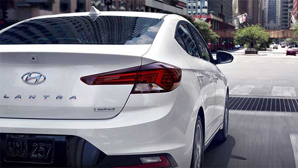 ஹோண்டா சிவிக் காருக்கு போட்டியாக ஹூண்டாய் அப்டேட் செய்த கார் இதுதான்... இந்த வருடமே அறிமுகமாகலாம்....!