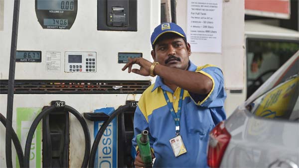 கோடை காலத்தில் முழுமையாக எரிபொருள் நிரப்பினால் வாகனம் தீப்பிடிக்குமா? வைரலாகும் அதிர்ச்சி தகவல்