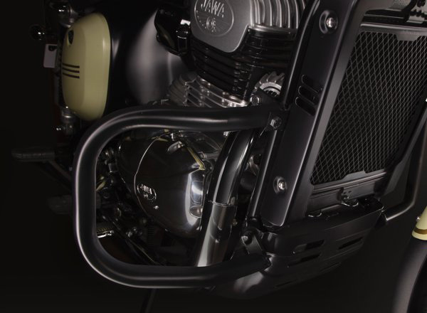 ஹெல்மெட், ரைடிங் ஜாக்கெட் உள்ளிட்ட அக்ஸசெரீஸ்கள் அறிமுகம்... ஜாவாவின் கலக்கல் அறிவிப்பு!