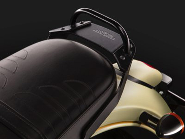 ஹெல்மெட், ரைடிங் ஜாக்கெட் உள்ளிட்ட அக்ஸசெரீஸ்கள் அறிமுகம்... ஜாவாவின் கலக்கல் அறிவிப்பு!