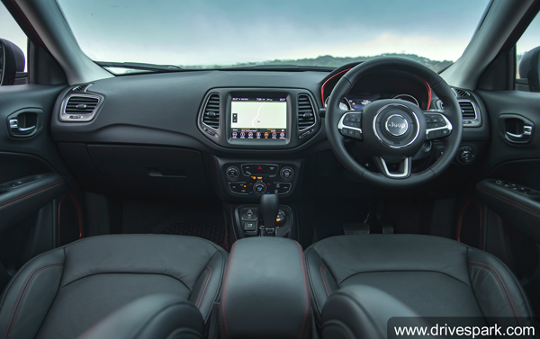 புதிய ஜீப் காம்பஸ் ட்ரெய்ல்ஹாக் எஸ்யூவிக்கு முன்பதிவு துவங்கியது!