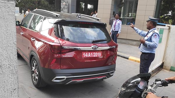 இந்தியாவில் பெரும் எதிர்பார்ப்பை ஏற்படுத்தியுள்ள கியா கார் பெங்களூரில் தரிசனம்... ஆகஸ்ட்டில் லான்ச்