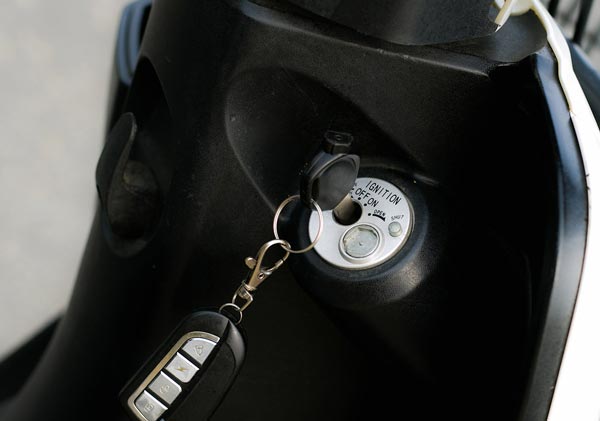 அறிமுகத்திற்கு முன்னரே புக்கிங்கை குவிக்கும் உள்நாட்டு இ-ஸ்கூட்டர்... அறிமுகம் எப்போது...?