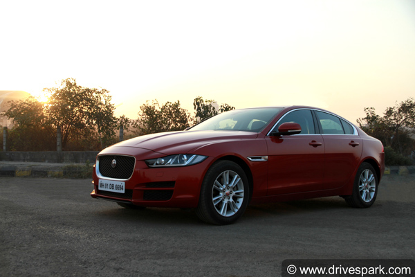 நகை கடை மோசடி மன்னனின் விலையுயர்ந்த கார்கள் பறிமுதல்: போலீஸார் அதிரடி...!