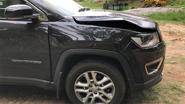 சிறிய விபத்திற்கு இத்தனை லட்சமா...? பில்லைக் கண்டு அதிர்ச்சியடைந்த சொகுசு காரின் உரிமையாளர்...!