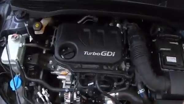 ஸ்மார்ட் போனுக்கு கட்டுப்படும் இந்தியாவின் மலிவு விலை கார்... சிறப்பு வீடியோ...!