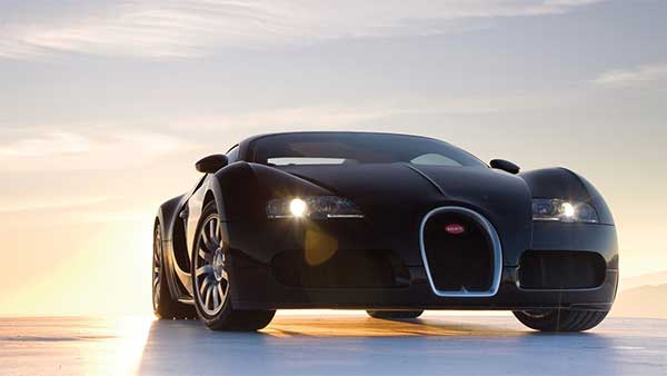 14 கோடி ரூபாய் மதிப்பிலான காரை வாங்கிய 15 நிமிடங்களில் விபத்தில் சிக்கிய பிரபல நடிகர்...