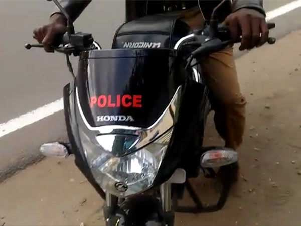 திருப்பூர் இளைஞர் எடுத்த வீடியோவால் சிக்கி கொண்ட போலீஸ்காரர்... மிரண்டு ஓட வைத்த தைரியத்திற்கு சபாஷ்