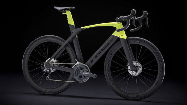 காரின் விலையை மிஞ்சும் சைக்கிள்... எவ்வளவு தெரிஞ்சா ஒரு நிமிடம் இதய துடிப்பே நின்றுவிடும்...