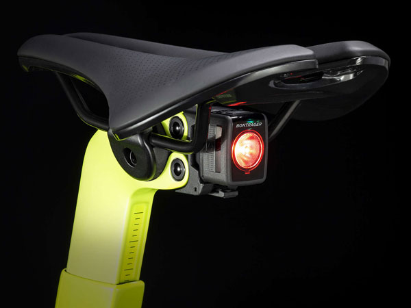 காரின் விலையை மிஞ்சும் சைக்கிள்... எவ்வளவு தெரிஞ்சா ஒரு நிமிடம் இதய துடிப்பே நின்றுவிடும்...