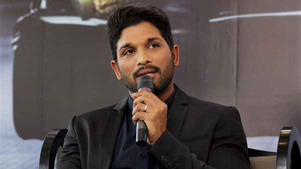 சொகுசு விமானத்தை தோற்கடிக்கும் வசதிகொண்ட பஸ்: வாங்கிய நடிகர் யார் தெரியுமா...?