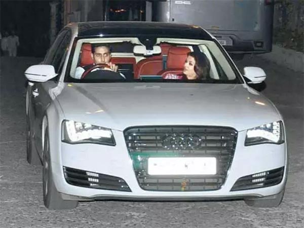 பாலிவுட் சூப்பர் ஸ்டார் அமிதாப் பச்சன் வீட்டில் குவிந்துகிடக்கும் சொகுசு கார்களின் அணி வகுப்பு... என்னென்ன கார் வச்சிருக்கார் தெரியுமா?