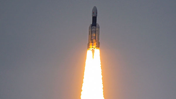 சூரியனின் ரகசிய முடுச்சுக்களை அவிழ்க்கிறது இஸ்ரோ! மெய்சிலிர்க்க வைக்கும் அடுத்த பிரம்மாண்ட திட்டம்!!