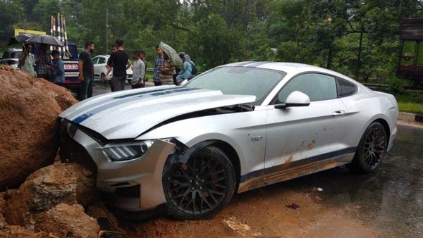 ரூ. 80 லட்சம் மதிப்புள்ள மஸ்டாங் காருக்கு நேர்ந்த கோரம்... பணத்திற்காக நடத்தப்பட்ட வேட்டையா...? அதிர்ச்சி தகவல்! 