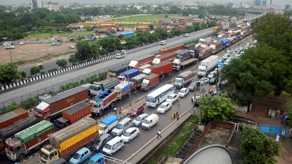 மின்சார வாகனங்களுக்கான இந்தியாவின் முதல் 'இ- காரிடார்' நெடுஞ்சாலைகள்!